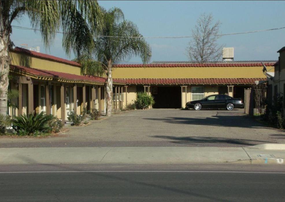 Lindsay Inn Exterior foto
